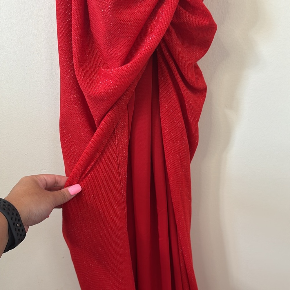 NEW Michael Costello x Revolve Brigitte Gown in Red Size Medium - Picture 9 of 10